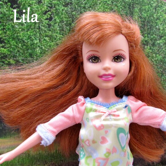 WEE 3 FRIENDS DOLL, LILA, + 2 OUTFITS: ORIGINAL CLOTHES, 10" CUTE REDHEAD - Picture 2 of 10
